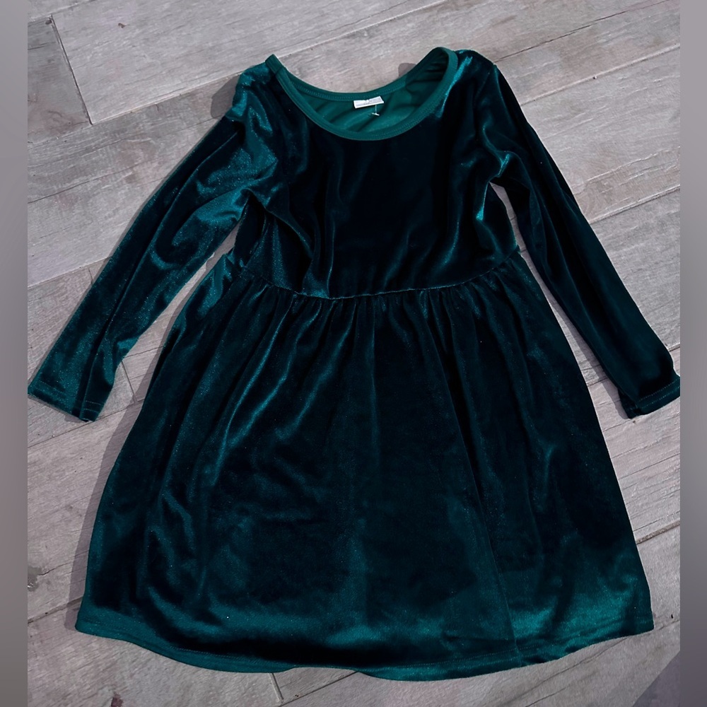 Elegant Green Velvet Kids Dress
